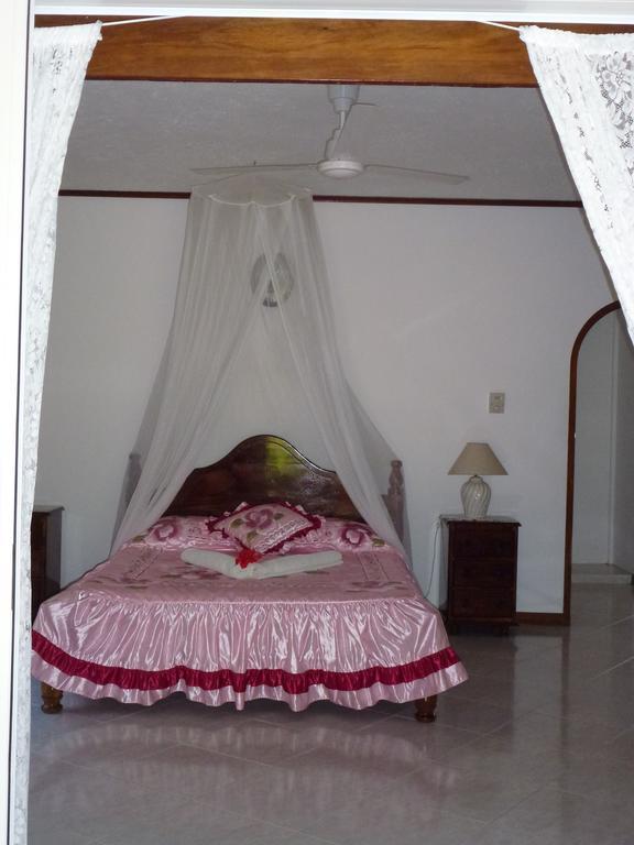 Chez Muriel Anse Volbert Village  Room photo